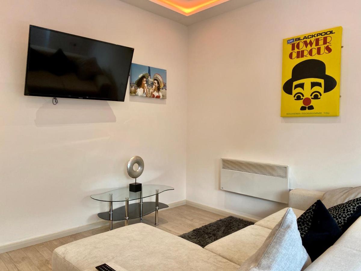 Princess Theatre Beach View Apartments By Blackpool Service Apartments Экстерьер фото